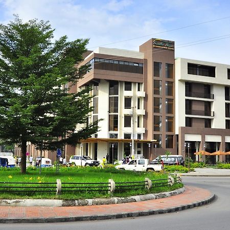 South Star International Hotel Awassa Esterno foto