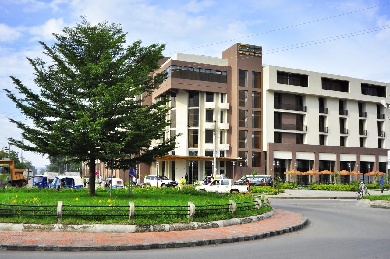 South Star International Hotel Awassa Esterno foto