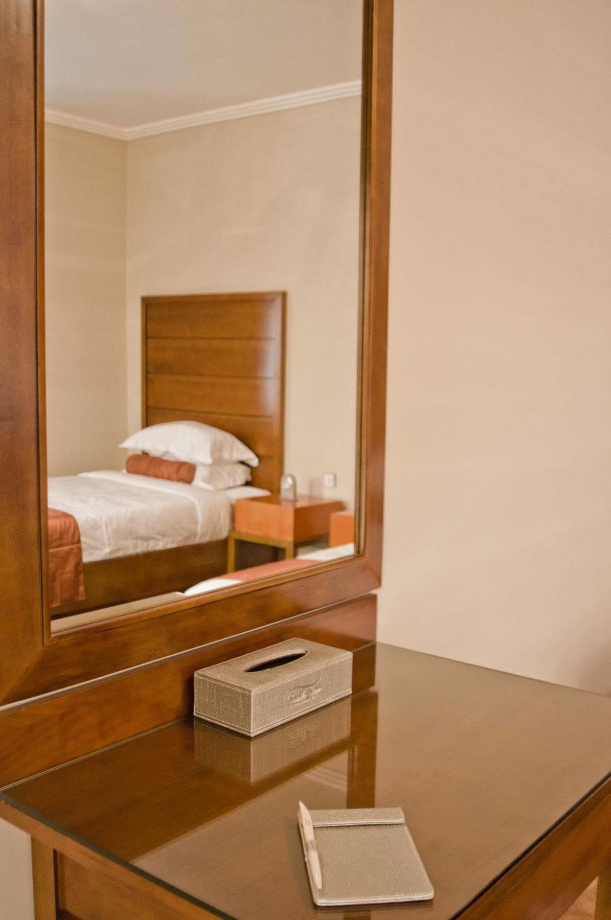 South Star International Hotel Awassa Esterno foto