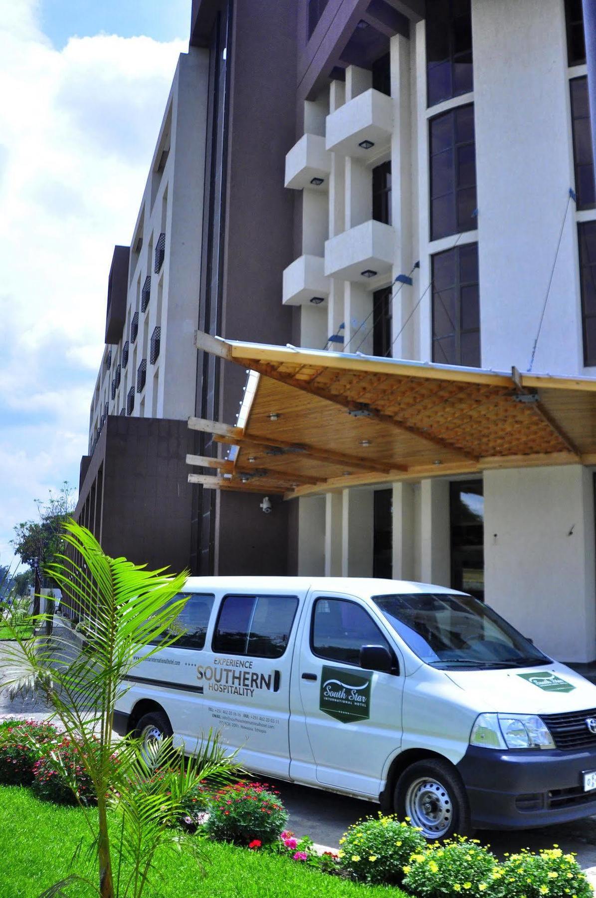 South Star International Hotel Awassa Esterno foto